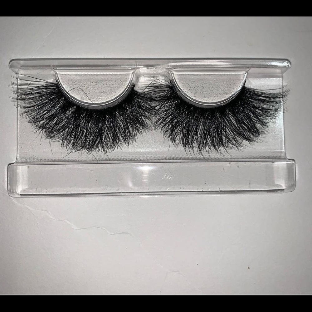 Lashes